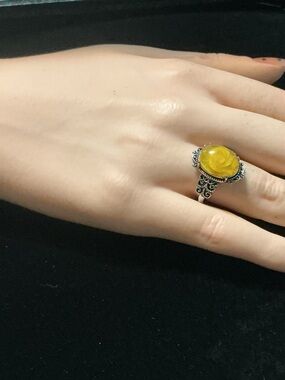 Adjust. Yellow Jade with rose design inside ring